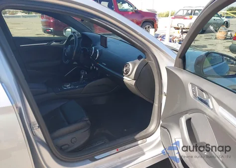 2015 Audi A3 2.0T Premium из США, поврежденный, VIN WAUKFGFF4F1055627